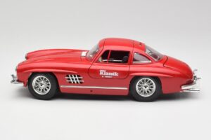 Mercedes 300 SL W198 Red Metallic Bburago 1:18 3013-M1 Metal - imagen 4 de 8