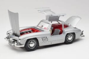 Mercedes 300 SL W198 Gullwing Silver Gris Bburago 1:18 3513 Metal - imagen 2 de 8