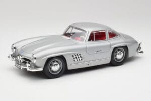 Mercedes 300 SL W198 Gullwing Silver Gris Bburago 1:18 3513 Metal