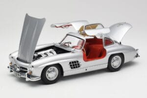 Mercedes 300 SL W198 Gullwing Plata Metálico Minichamps 1:18 B66040379 Metal - imagen 2 de 8