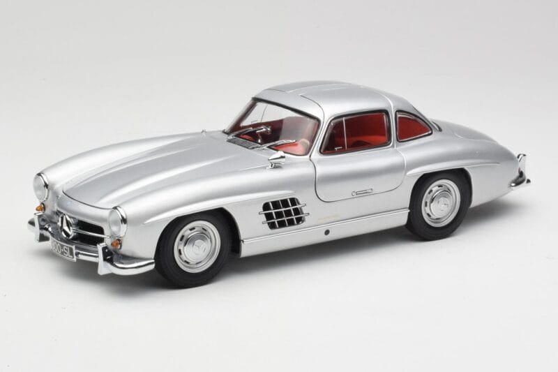 Mercedes 300 SL W198 Gullwing Plata Metálico Minichamps 1:18 B66040379 Metal