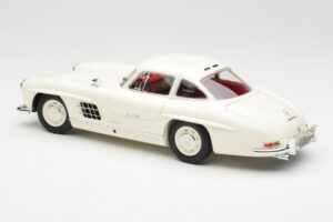 Mercedes 300 SL W198 Blanco Minichamps 1:18 180039006 Metal - imagen 7 de 8