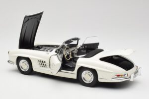 Mercedes 300 SL W198 Roadster Blanco Con Capota Blanda Minichamps 1:18 180039034 Metal - imagen 6 de 9