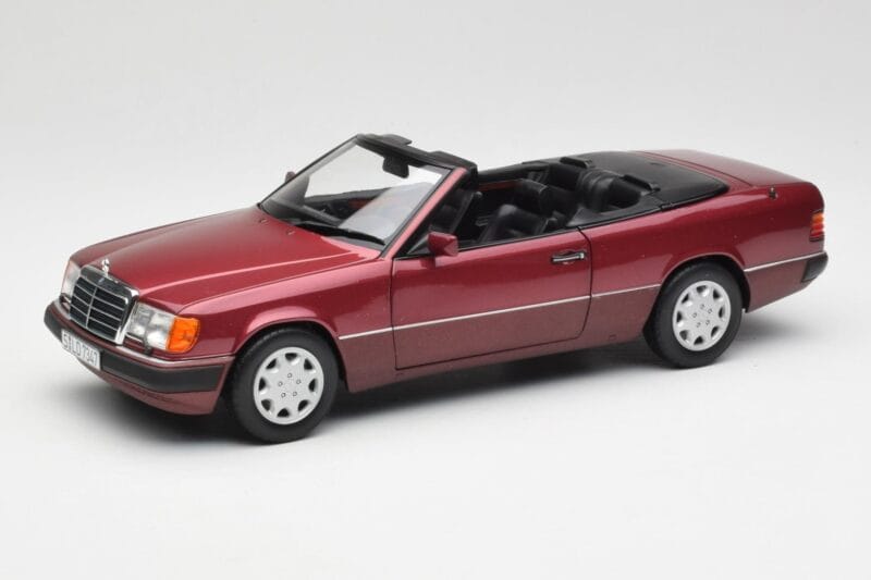 Mercedes 300CE-24 A124 Cabriolet Almandine Rojo Metalizado Norev 1:18 B66040616 Metal