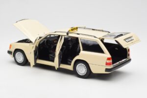 Mercedes 300D S124 T-Model Marfil Claro Taxi Edición Dealer Norev 1:18 B66040702 Metal - imagen 5 de 8