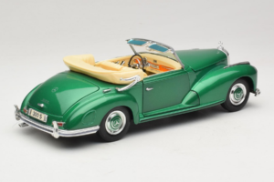 Mercedes 300S Cabriolet Green Metallic Maisto 1:18 52116 Metal - imagen 3 de 7