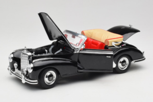 Mercedes 300S W188 Roadster Negro Welly 1:18 801-3271398 Metal - imagen 2 de 8