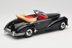 Mercedes 300S W188 Roadster Negro Welly 1:18 801-3271398 Metal - imagen 3 de 8