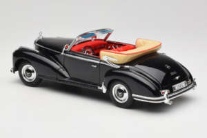 Mercedes 300S W188 Roadster Negro Welly 1:18 801-3271398 Metal - imagen 7 de 8