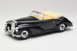 Mercedes 300SC W188 Obsidian Negro Maisto 1:18 806B Metal