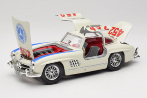 Mercedes 300SL #452 Mille Miglia 1955 Blanco Bburago 1:18 3015-M2 Metal - imagen 2 de 8