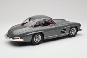 Mercedes 300SL W198 Gullwing Graphite Grey Norev 1:12 123852 Metal - imagen 2 de 6