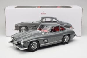 Mercedes 300SL W198 Gullwing Graphite Grey Norev 1:12 123852 Metal - imagen 6 de 6