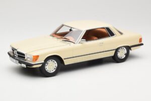 Mercedes 350 SLC C107 Blanco Cult Models 1:18 CML049-1 Metal
