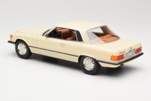 Mercedes 350 SLC C107 Blanco Cult Models 1:18 CML049-1 Metal - imagen 5 de 6