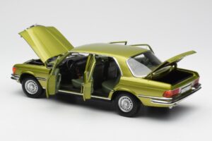 Mercedes 450 SEL W116 Citrus Verde Edición Dealer Norev 1:18 B66040683 Metal - imagen 5 de 8