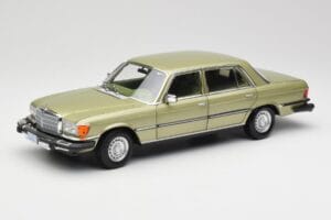 Mercedes 450 SEL W116 J.R. Ewing Dallas Verde Plata Norev 1:18 Mercedes 450 SEL W116 J.R. Ewing Dallas Verde Plata Norev 1:18 183975 Metal