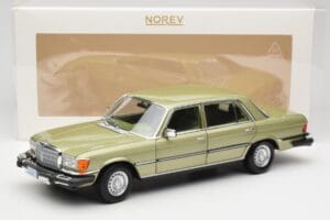 Mercedes 450 SEL W116 J.R. Ewing Dallas Verde Plata Norev 1:18 183975 Metal - imagen 8 de 8
