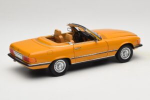 Mercedes 450 SL R107 Cayenne Orange Norev 1:18 183350 Metal - imagen 4 de 10
