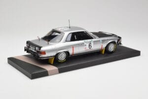 Mercedes 450 SLC 5.0 C107 Hertz #6 H. Mikkola Rally Bandama 1979 Winner Minichamps 1:18 107793206 Resina - imagen 2 de 6