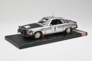 Mercedes 450 SLC 5.0 C107 Hertz #6 H. Mikkola Rally Bandama 1979 Winner Minichamps 1:18 107793206 Resina