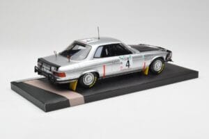 Mercedes 450 SLC 5.0 C107 #4 B. Waldegard / H. Thorszelius Rally Bandama 1979 Minichamps 1:18 107793204 Resina - imagen 2 de 6