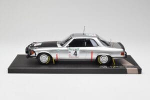 Mercedes 450 SLC 5.0 C107 #4 B. Waldegard / H. Thorszelius Rally Bandama 1979 Minichamps 1:18 107793204 Resina - imagen 3 de 6