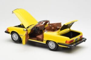 Mercedes 450SL R107 Amarillo US Version Norev 1:18 183727 Metal - imagen 6 de 9