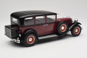 Mercedes 460 Nurburg W08 Negro MCG 1:18 MCG18364 Metal - imagen 2 de 6