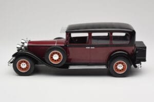 Mercedes 460 Nurburg W08 Negro MCG 1:18 MCG18364 Metal - imagen 3 de 6