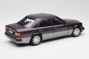 Mercedes 500 E W124 Bornit Metallic Norev 1:18 183948 Metal - imagen 3 de 8