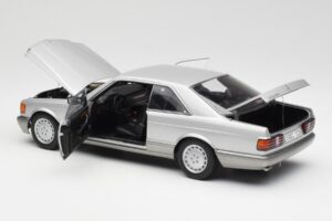 Mercedes 500 SEC C126 Plata AUTOart 1:18 76212 Metal - imagen 5 de 8