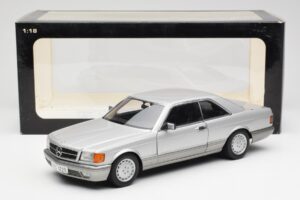Mercedes 500 SEC C126 Plata AUTOart 1:18 76212 Metal - imagen 8 de 8
