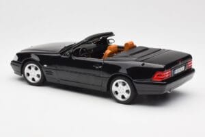 Mercedes SL 500 R129 Negro Norev 1:18 183750 Metal - imagen 9 de 10
