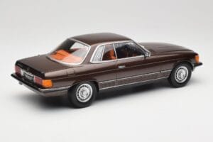 Mercedes 500 SLC C107 Beige Metallic KK-Scale 1:18 KKDC180851 Metal - imagen 2 de 6
