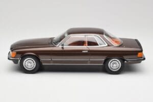 Mercedes 500 SLC C107 Beige Metallic KK-Scale 1:18 KKDC180851 Metal - imagen 3 de 6