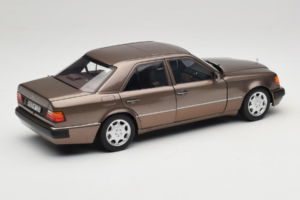 Mercedes 500E W124 Impala Metallic Norev 1:18 183954 Metal - imagen 3 de 8