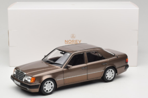 Mercedes 500E W124 Impala Metallic Norev 1:18 183954 Metal - imagen 8 de 8