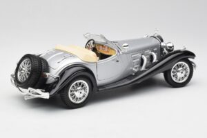 Mercedes 500K Roadster Plata Bburago 1:18 3020-M1 Metal - imagen 3 de 8