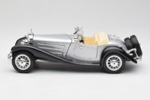 Mercedes 500K Roadster Plata Bburago 1:18 3020-M1 Metal - imagen 4 de 8