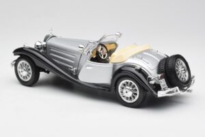 Mercedes 500K Roadster Plata Bburago 1:18 3020-M1 Metal - imagen 5 de 8