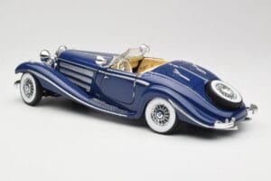 Mercedes 500K Special Roadster Azul Maisto 1:18 56059 Metal - imagen 7 de 8