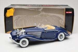 Mercedes 500K Special Roadster Azul Maisto 1:18 56059 Metal - imagen 8 de 8
