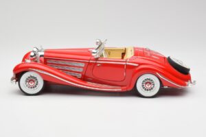 Mercedes 500K Special Roadster Rojo Maisto 1:18 56058 Metal - imagen 4 de 8