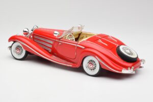 Mercedes 500K Special Roadster Rojo Maisto 1:18 56058 Metal - imagen 7 de 8