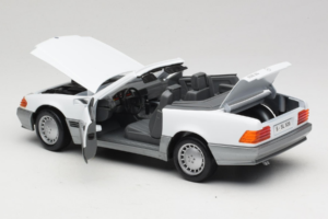 Mercedes 500 SL R129 Blanco Roadtough 1:18 92048 Metal - imagen 5 de 8