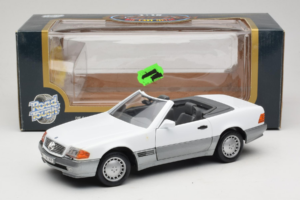 Mercedes 500 SL R129 Blanco Roadtough 1:18 92048 Metal - imagen 8 de 8