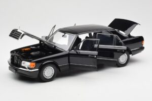 Mercedes 560 SEL W126 Negro Edición Dealer Norev 1:18 B66040599 Metal - imagen 2 de 8