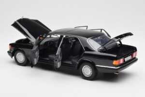 Mercedes 560 SEL W126 Negro Edición Dealer Norev 1:18 B66040599 Metal - imagen 5 de 8