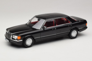 Mercedes 560 SEL W126 Negro Con Interior Rojo Norev 1:18 183788 Metal
